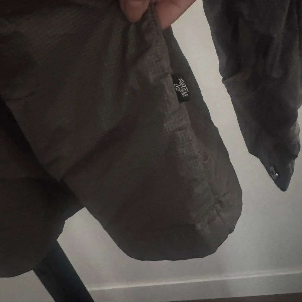 100 Thieves lightweight gray
